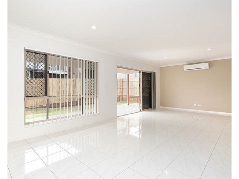 3 Radford Road, Manly West QLD 4179