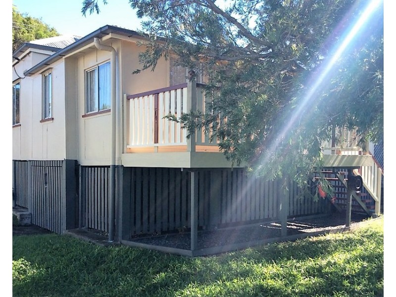 771 Esplanade, Lota QLD 4179