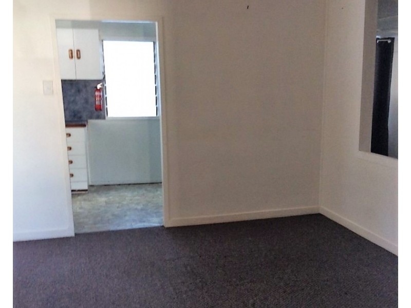 771 Esplanade, Lota QLD 4179