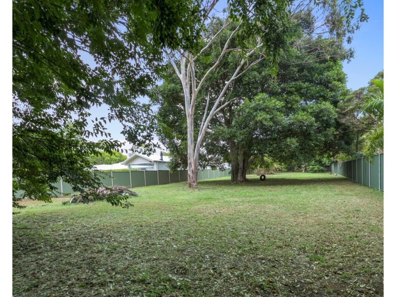 54 Duncan Street, Wynnum West QLD 4178