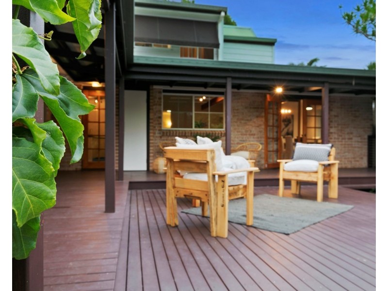 54 Duncan Street, Wynnum West QLD 4178