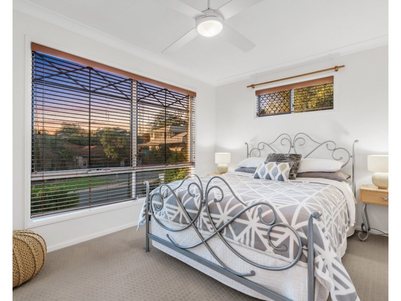 17  Gordon Crescent, Wakerley QLD 4154