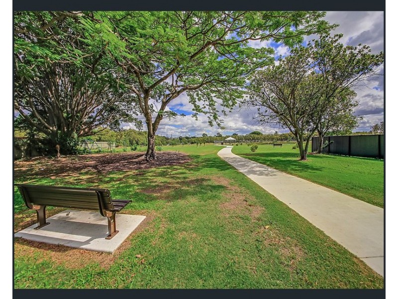 27 Violet Street, Hemmant QLD 4174