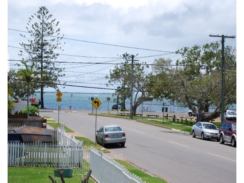 15 Glenora Street, Wynnum QLD 4178