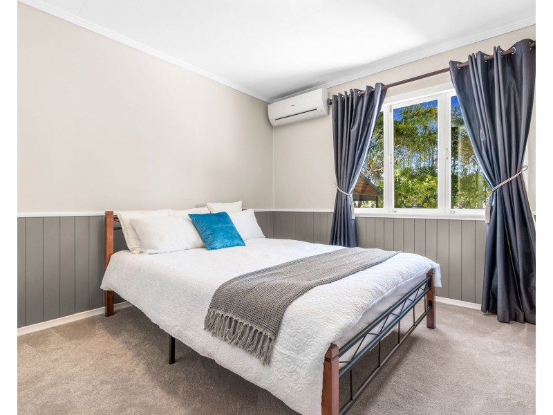 17 Heymer Street, Wynnum QLD 4178