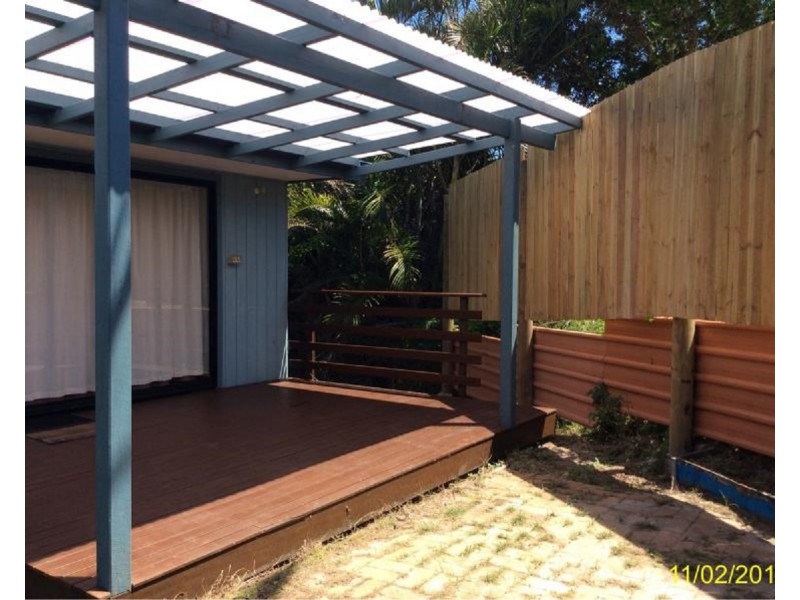 1 Boreen Street, Point Lookout QLD 4183