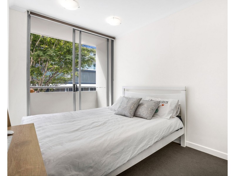 13/89 Bay Terrace, Wynnum QLD 4178