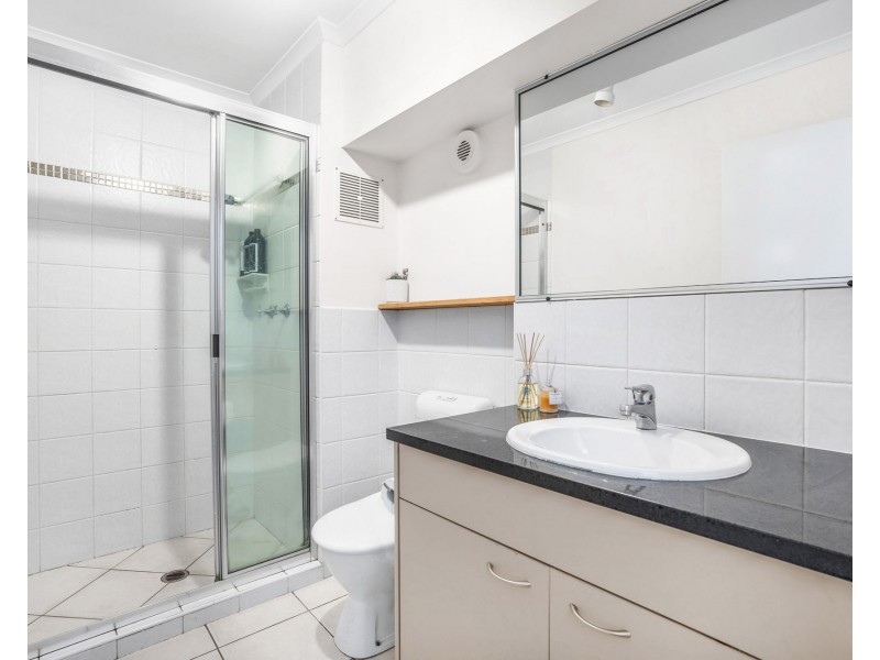 13/89 Bay Terrace, Wynnum QLD 4178