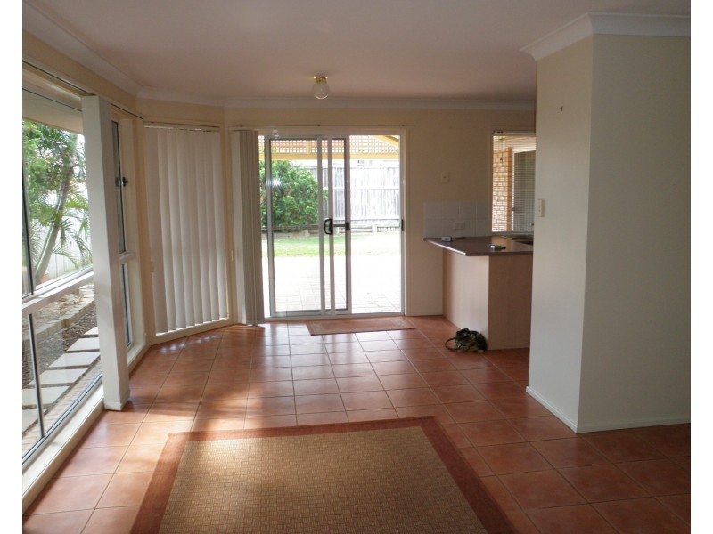 35 Manettia Street, Wynnum West QLD 4178