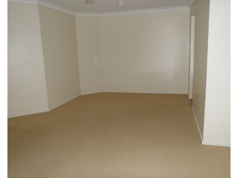 35 Manettia Street, Wynnum West QLD 4178