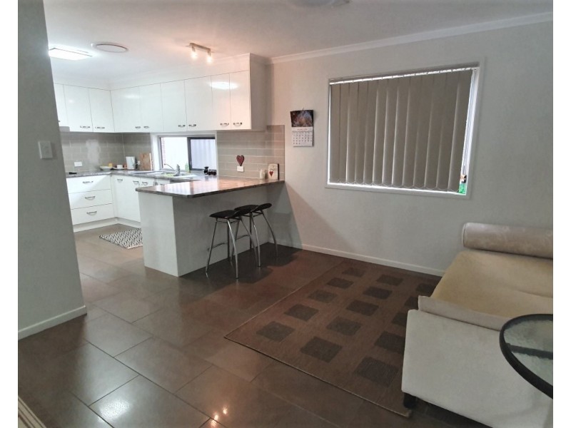 6 Wirra Circuit, Wynnum West QLD 4178