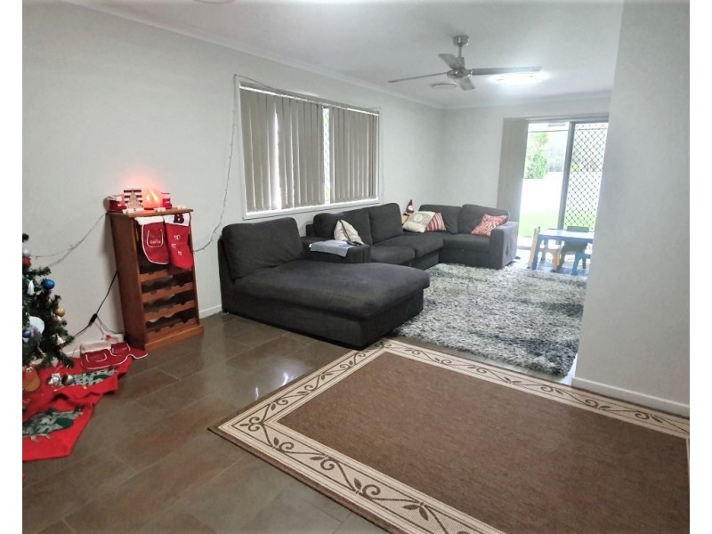 6 Wirra Circuit, Wynnum West QLD 4178