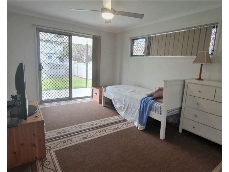 6 Wirra Circuit, Wynnum West QLD 4178