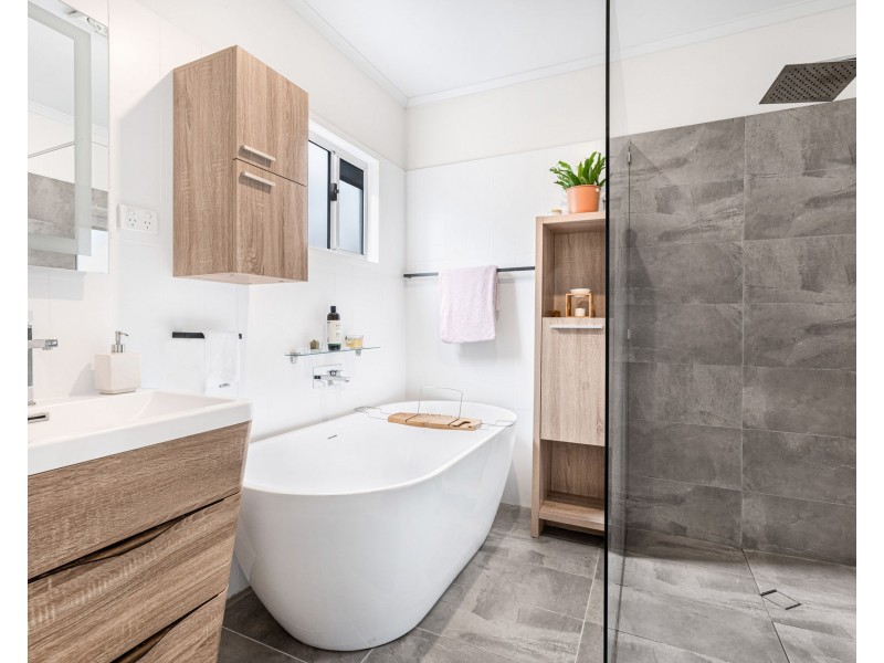 26 Tulip Street, Wynnum QLD 4178