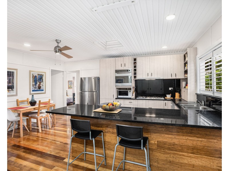 26 Tulip Street, Wynnum QLD 4178
