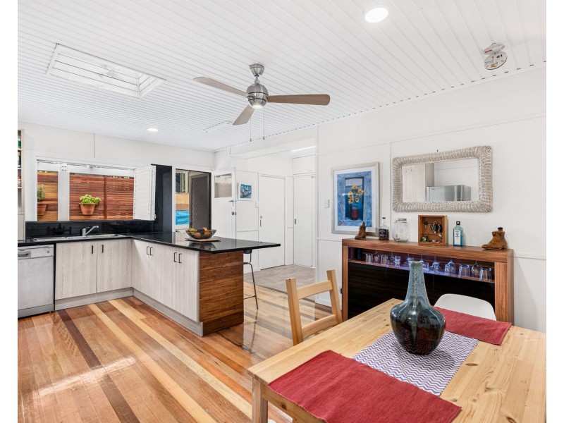 26 Tulip Street, Wynnum QLD 4178