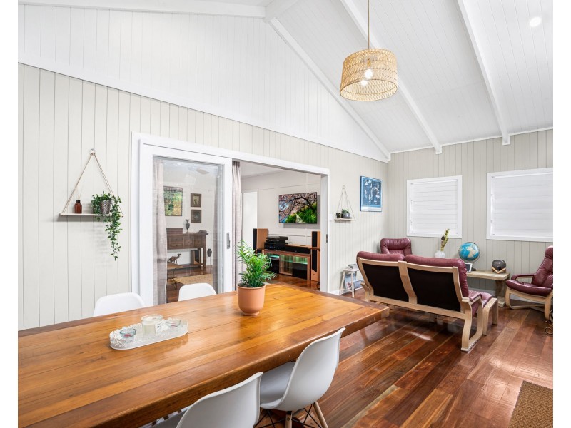 26 Tulip Street, Wynnum QLD 4178