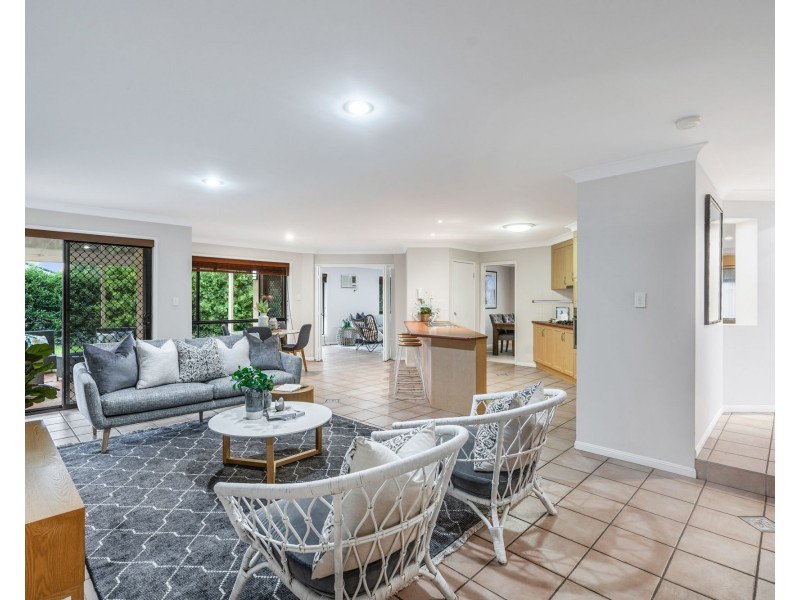 7 Sweetapple Place, Manly West QLD 4179