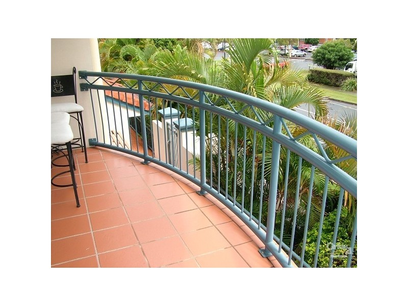 6/16 Dutton Street, Coolangatta QLD 4225