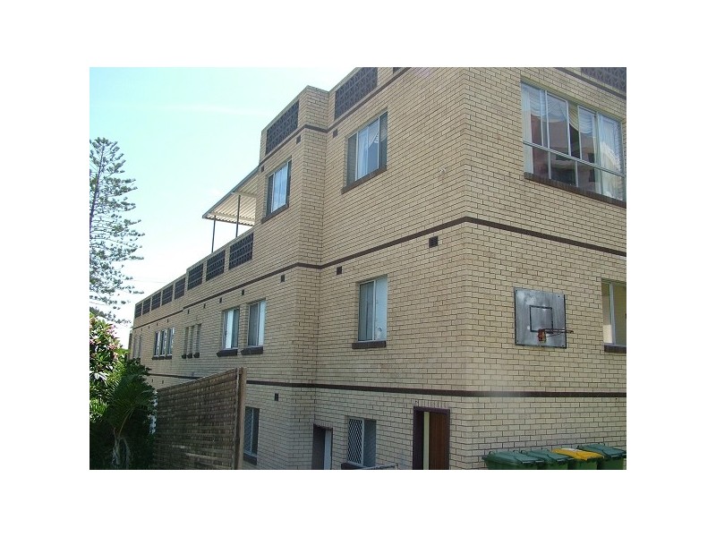 121 Golden Four Drive, Bilinga QLD 4225