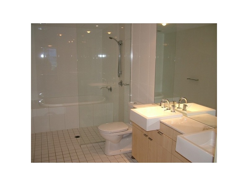 Coolangatta QLD 4225