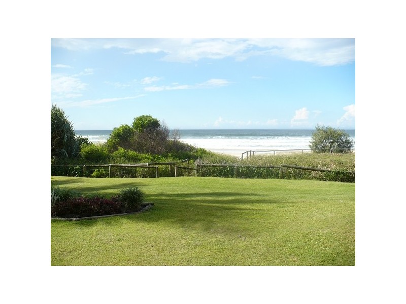 Palm Beach QLD 4221