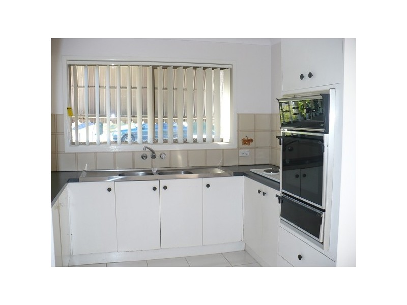 2/68 Pioneer Pde, Banora Point NSW 2486