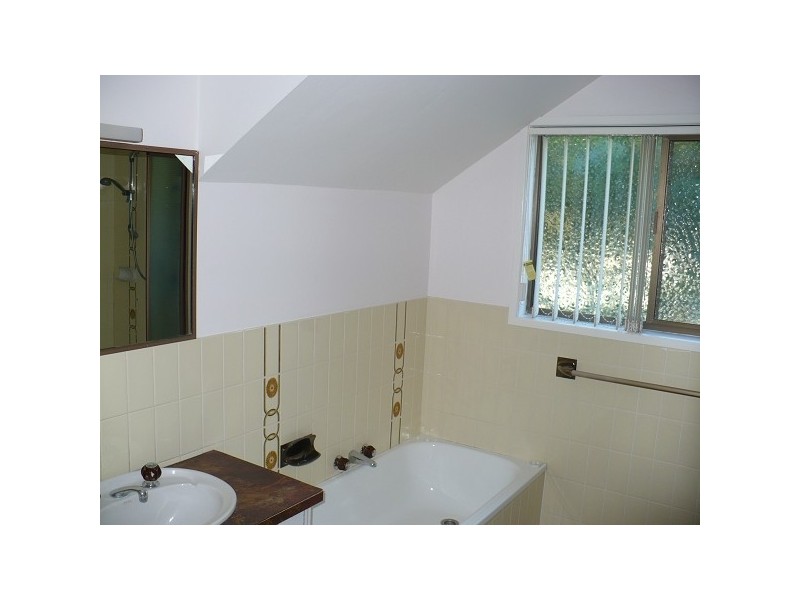 2/68 Pioneer Pde, Banora Point NSW 2486