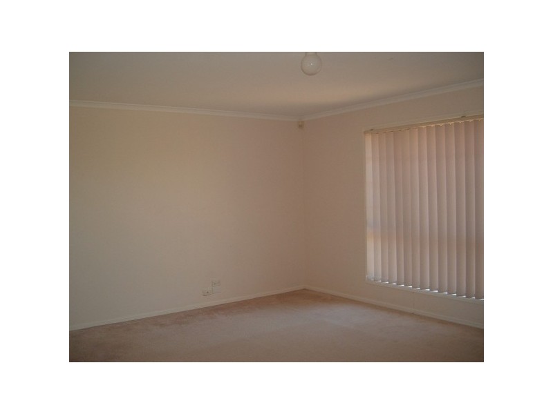 1/1 Cromer Ct, Banora Point NSW 2486
