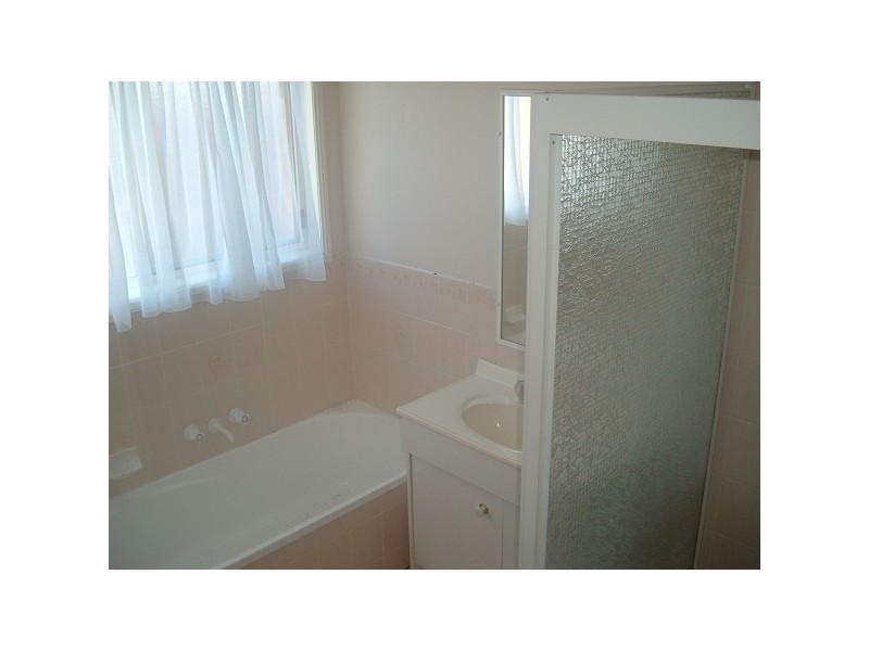 1/1 Cromer Ct, Banora Point NSW 2486