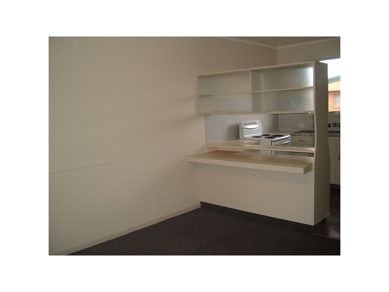 2/10 Coyne St, Coolangatta QLD 4225