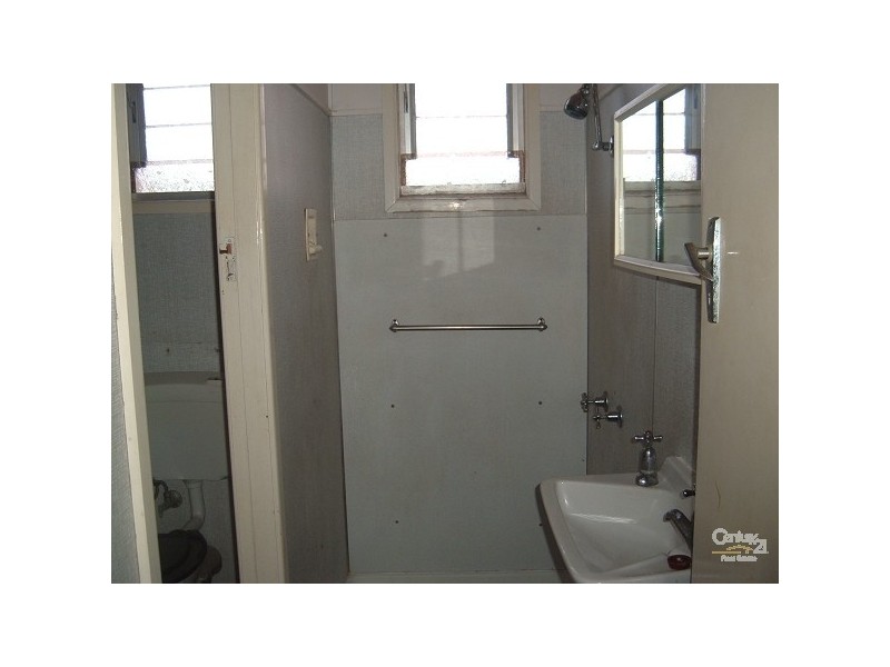 2/10 Coyne St, Coolangatta QLD 4225