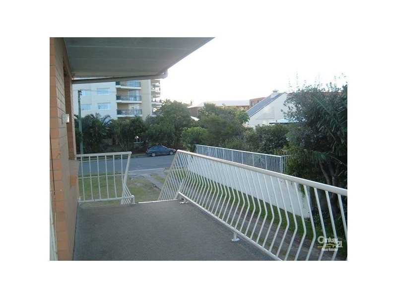 2/10 Coyne St, Coolangatta QLD 4225