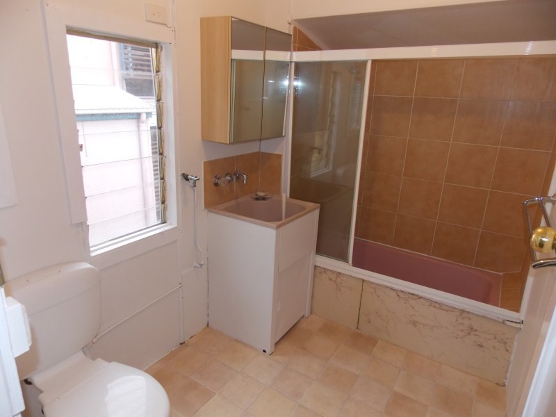 1/64 Tweed Street, Coolangatta QLD 4225