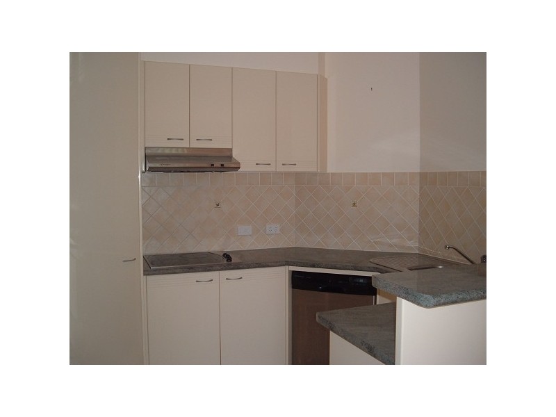 8/32 Dutton Street, Coolangatta QLD 4225