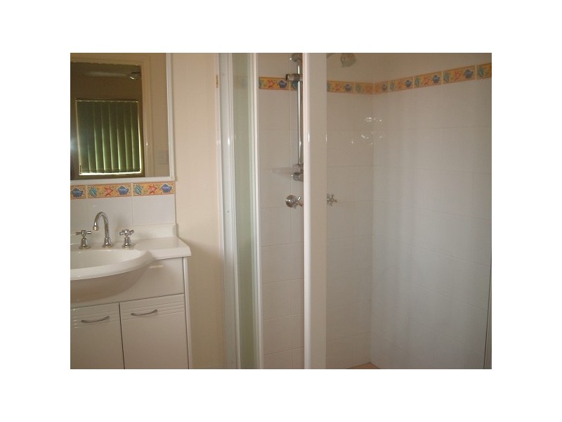 8/32 Dutton Street, Coolangatta QLD 4225