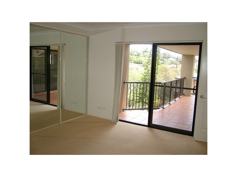 Coolangatta QLD 4225