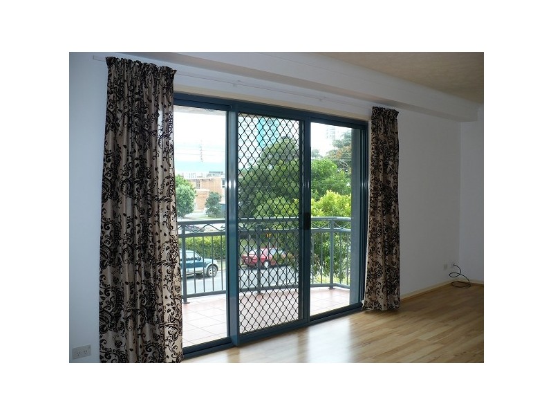 6/16 Dutton St, Coolangatta QLD 4225