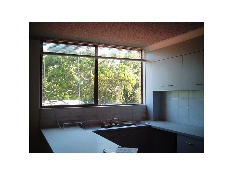 6/10 Rutledge St, Coolangatta QLD 4225