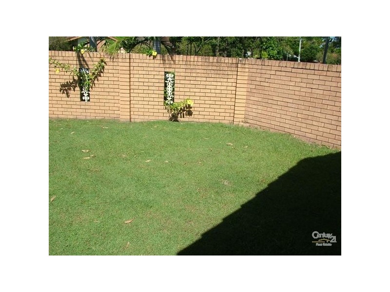 2/126 Jacaranda Ave, Tweed Heads West NSW 2485