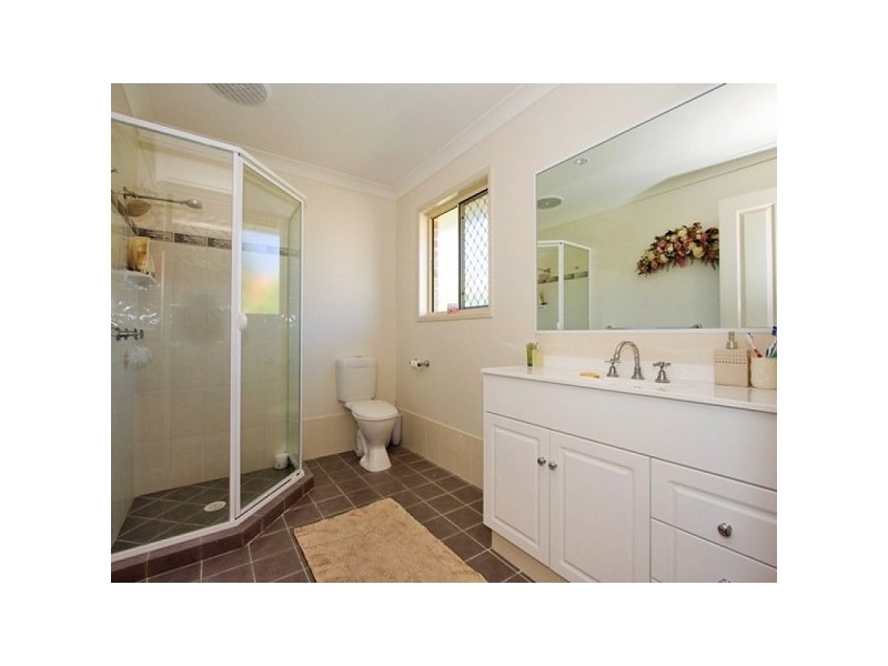 10 Macquarie Street, Banora Point NSW 2486