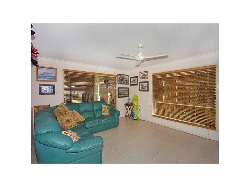 10 Macquarie Street, Banora Point NSW 2486