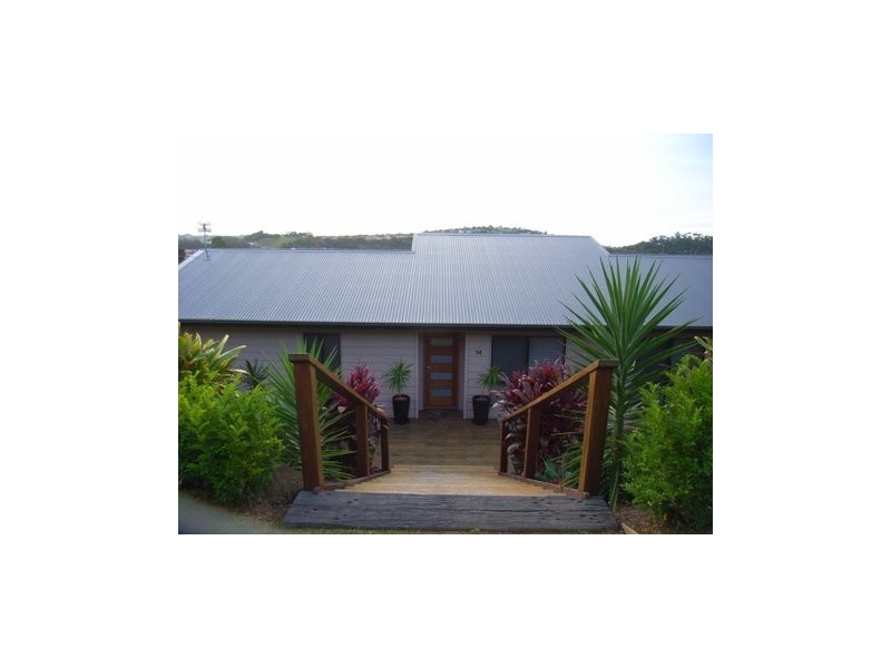 14 Firewheel, Banora Point NSW 2486