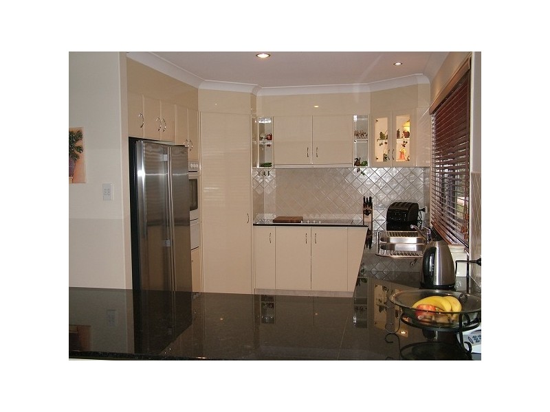 7 Comenara Crescent, Banora Point NSW 2486