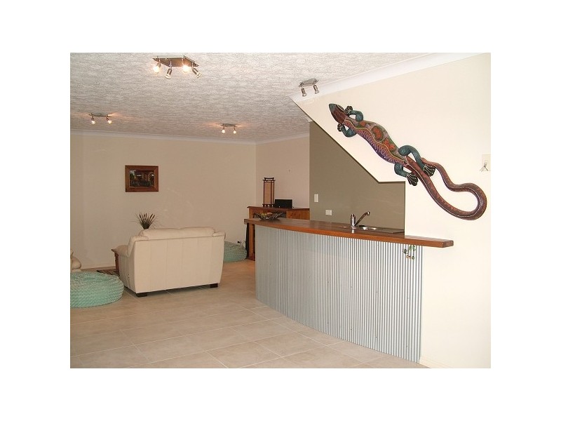 7 Comenara Crescent, Banora Point NSW 2486