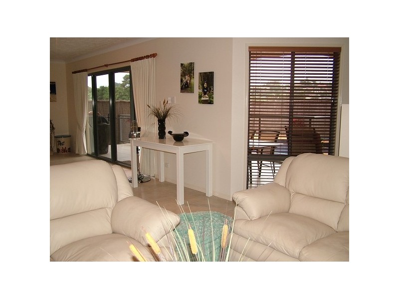 7 Comenara Crescent, Banora Point NSW 2486