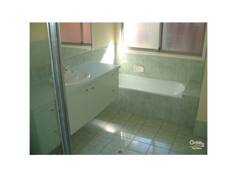 28 Bob Barnard Drive, Tugun QLD 4224