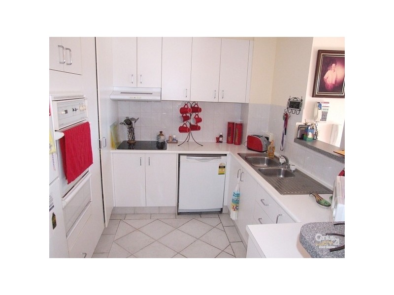 1/31 Dutton Street, Coolangatta QLD 4225