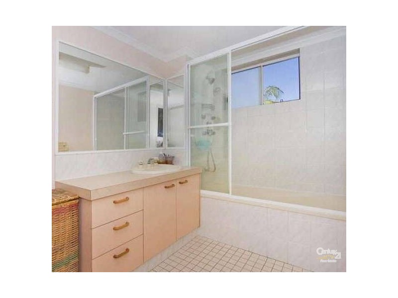 Coolangatta QLD 4225