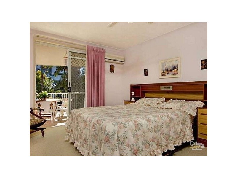 Coolangatta QLD 4225